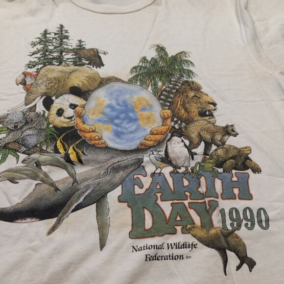 Vintage 1989 Harlequin N.G., Earth Day 1990 Animals graphic Single stitched T… - Picture 1 of 9